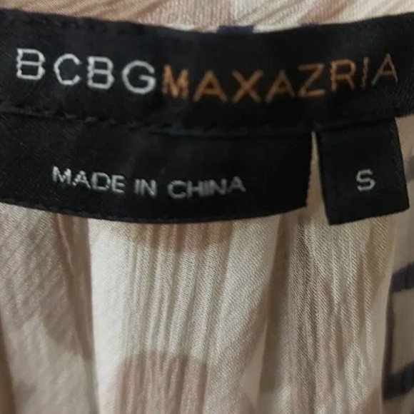 BCBG Max Azria 100% Silk Blouse - Picture 11 of 11